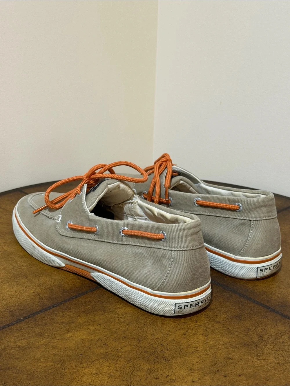 MEN’S SPERRY TOP SIDER SHOES SIZE 10.5 STYLE # 10771188 IN TAN WHITE ORANGE